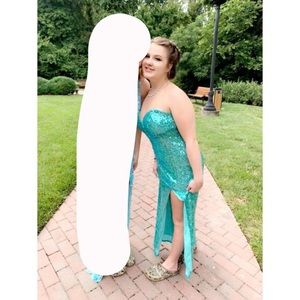 formal prom/homecoming dres